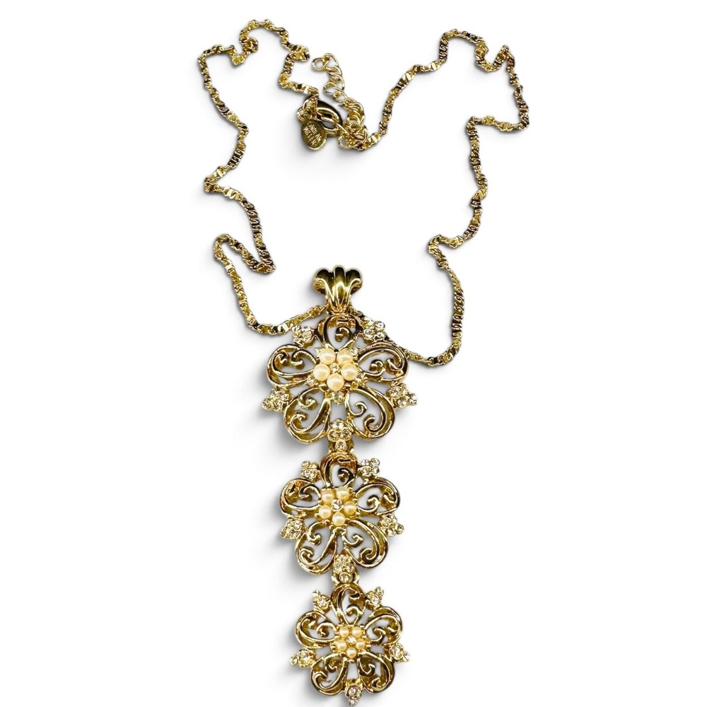 Vintage Nolan Miller Gold Tone Triple Flower Pendant Necklace Pearl Rhinestone